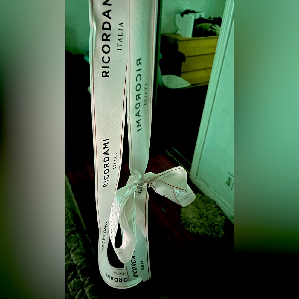Ricordami Italia large silk like ribbon for Floral arrangements and etc